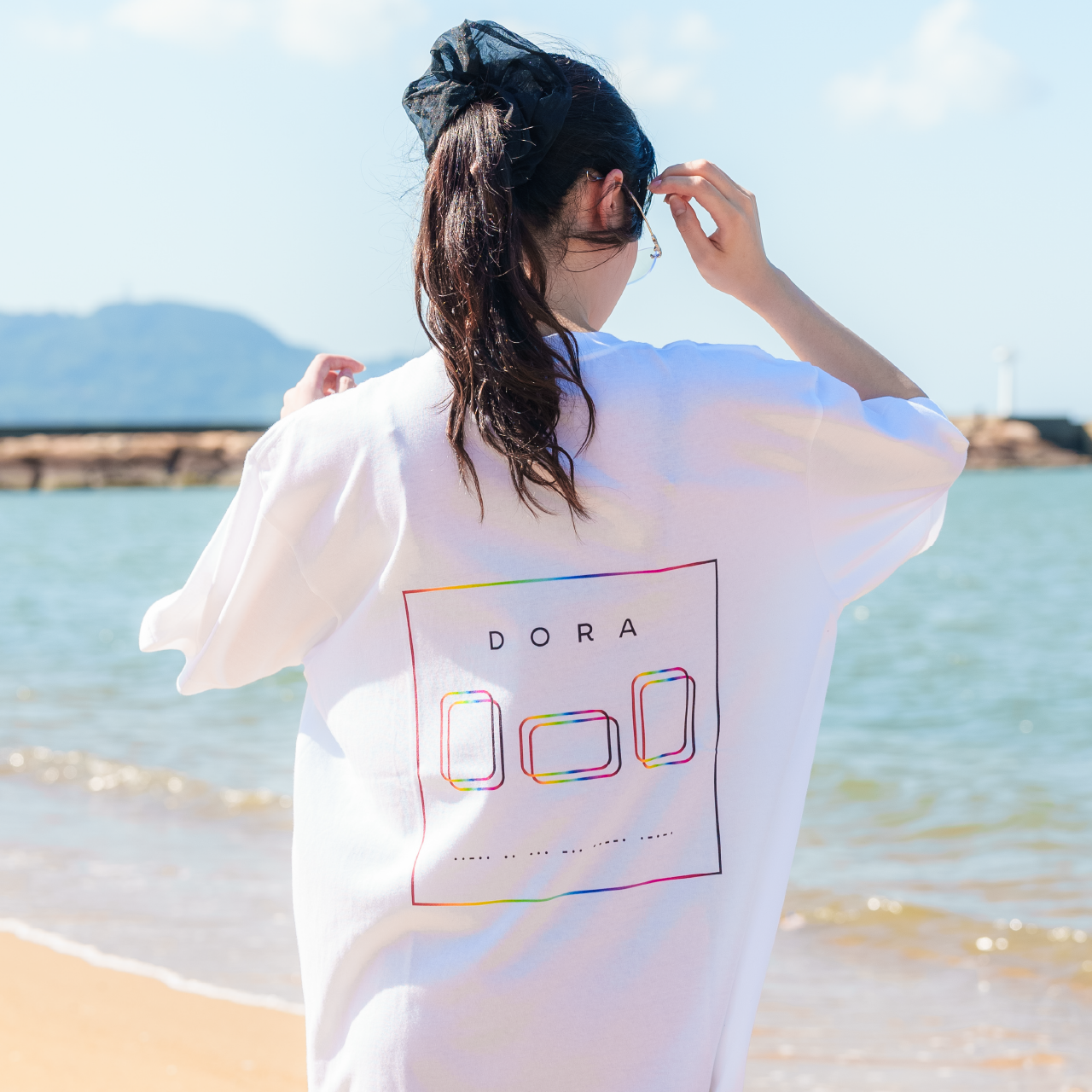 DORAPON big silhouette tee