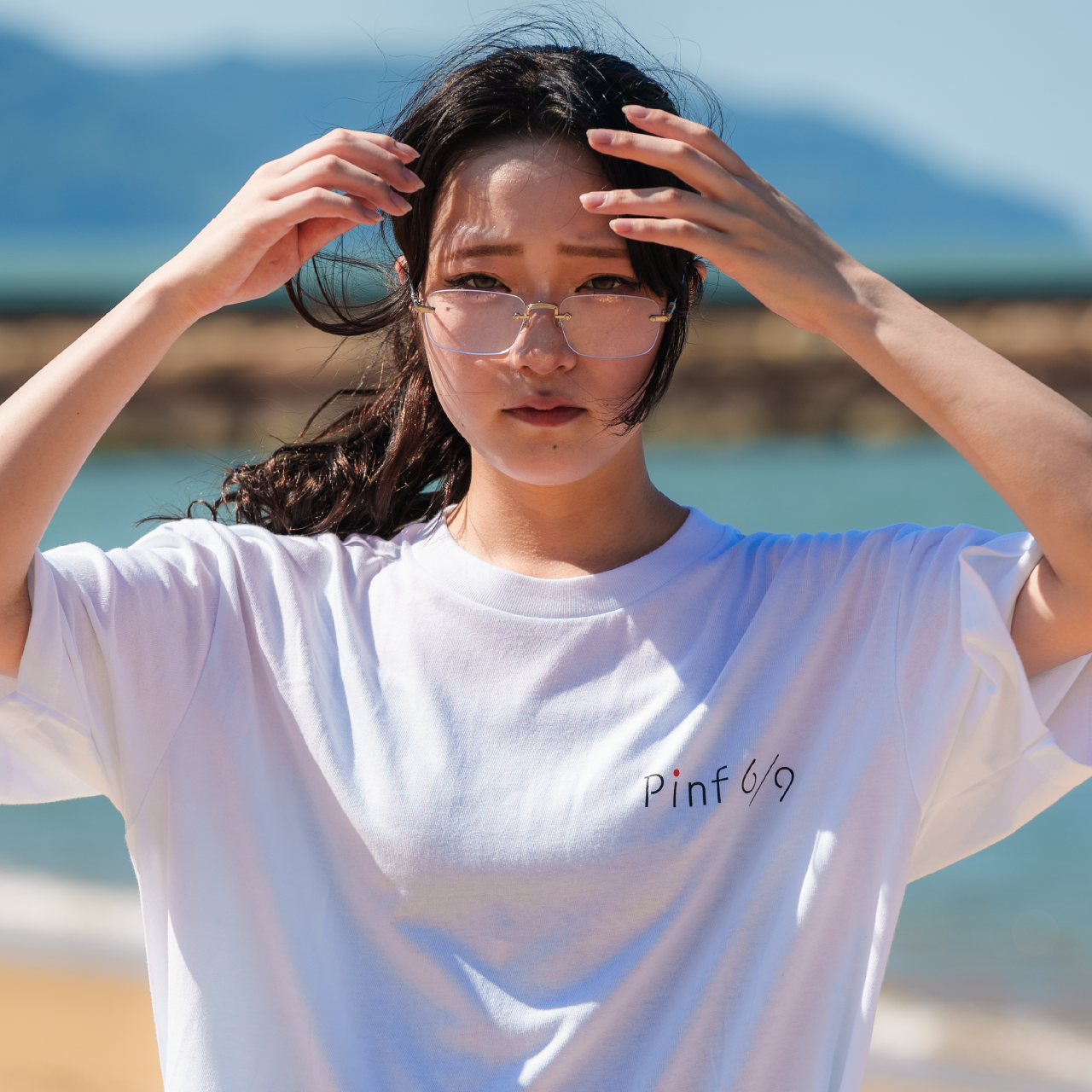 DORAPON big silhouette tee
