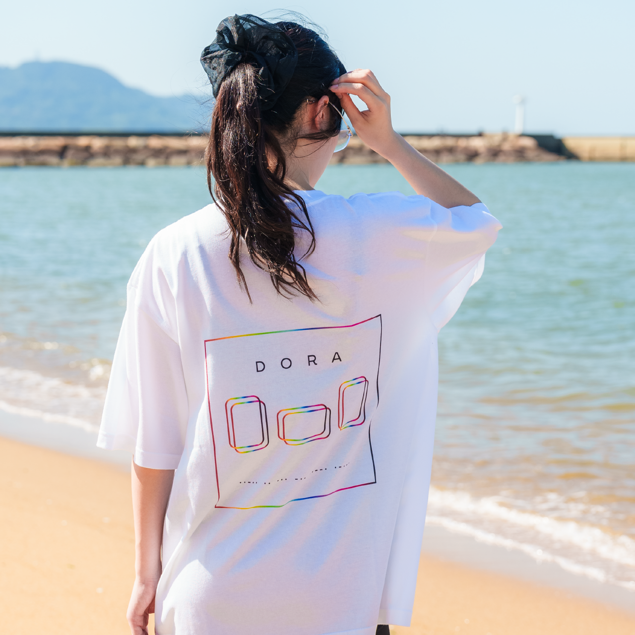 DORAPON big silhouette tee